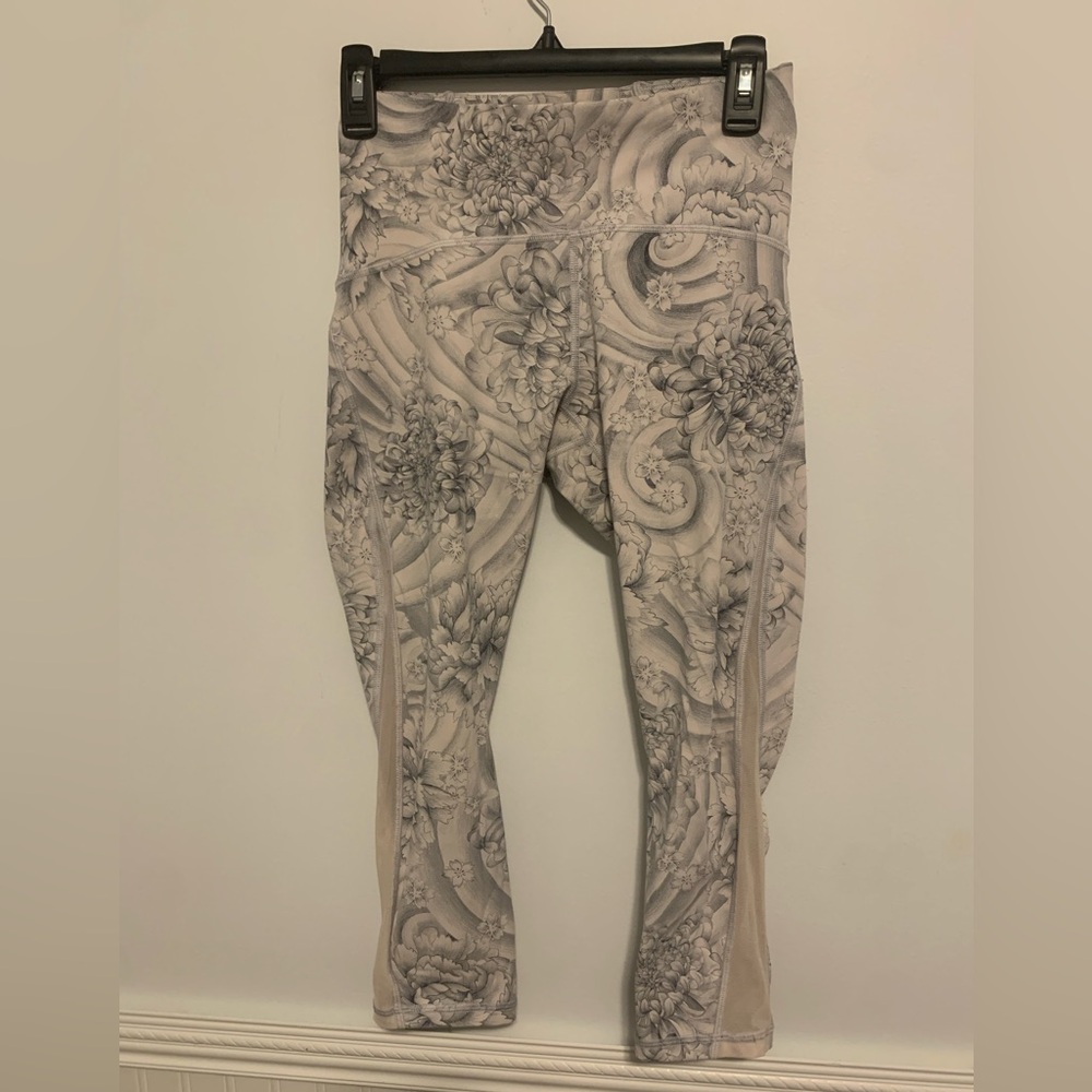 Lululemon train times crop legging